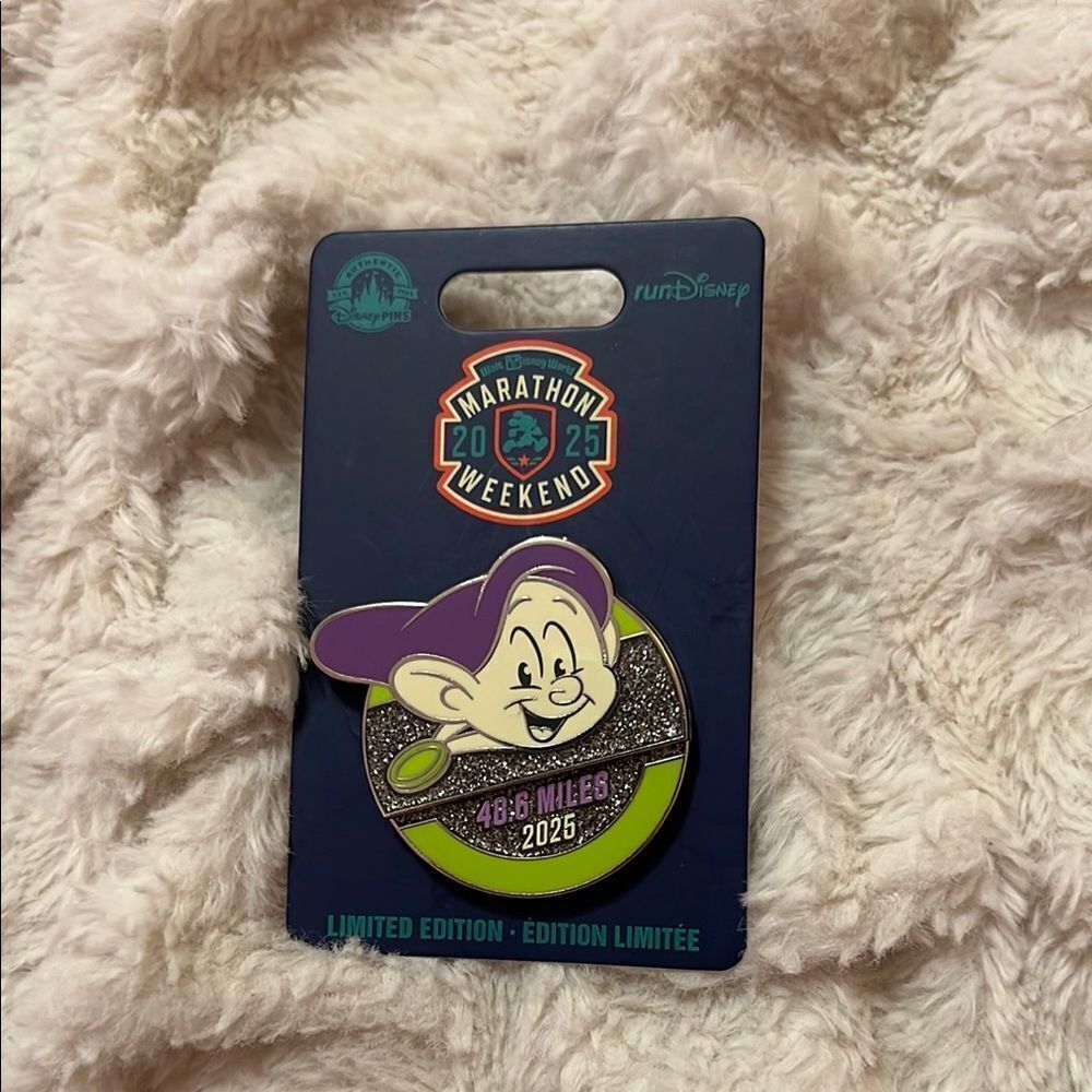 Disney Marathon Weekend 2025  dopey Limited Edition Pin